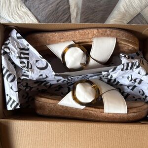 Hush Puppies June Buckle Slide in Vanilla Cream leather